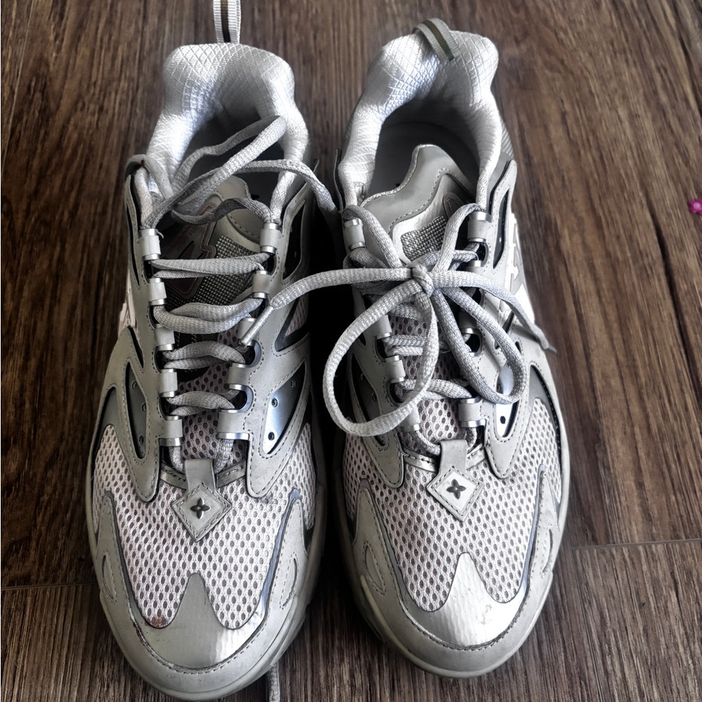 Men's Gray Sneakers